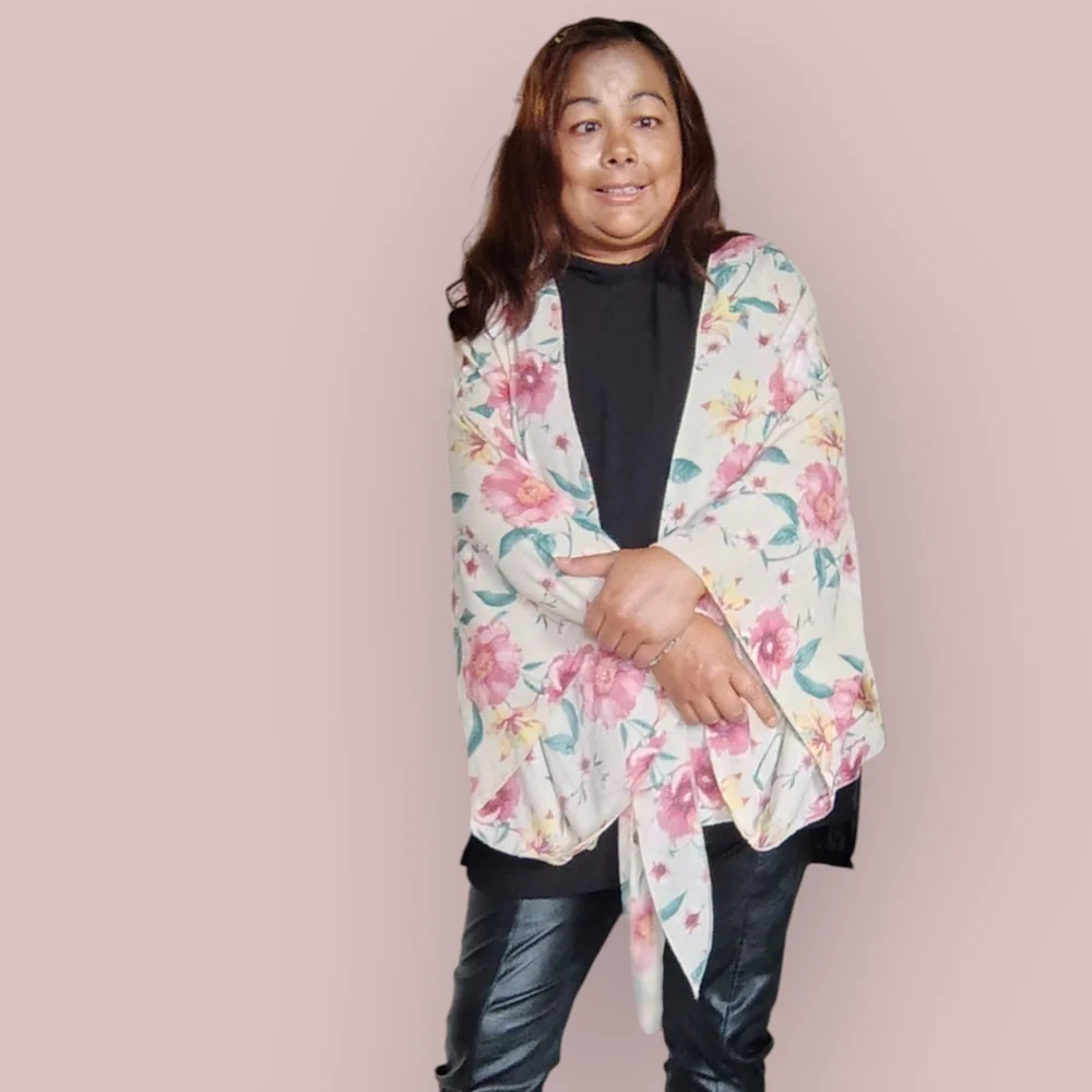 REVAMPED Women's Medium Floral Open-Front Kimono Cardigan - Picture 5 of 16